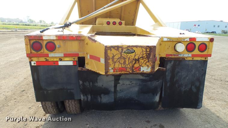 image for item DA1115 1984 Red River bottom dump trailer