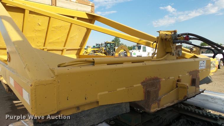 image for item DA1115 1984 Red River bottom dump trailer