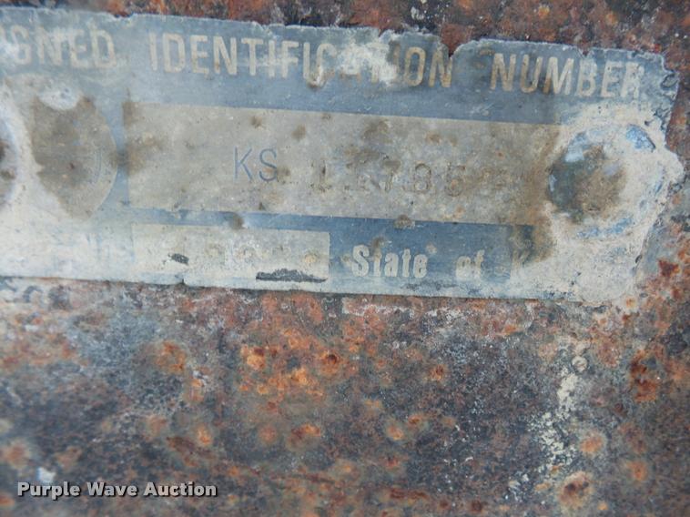 image for item DA1548 1997 shop built utility trailer