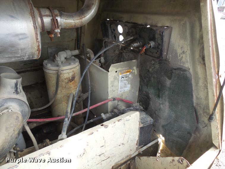 image for item DA1552 Ingersoll Rand P-130BWJD air compressor