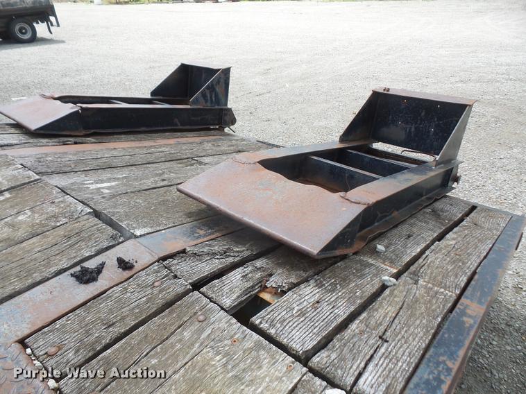 image for item DA1554 1997 Interstate 40DLA equipment trailer