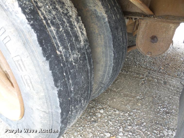 image for item DA1554 1997 Interstate 40DLA equipment trailer