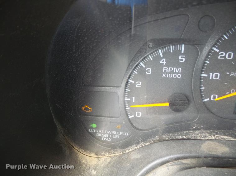 image for item DA1558 2009 Chevrolet C4500 crew cab utility truck