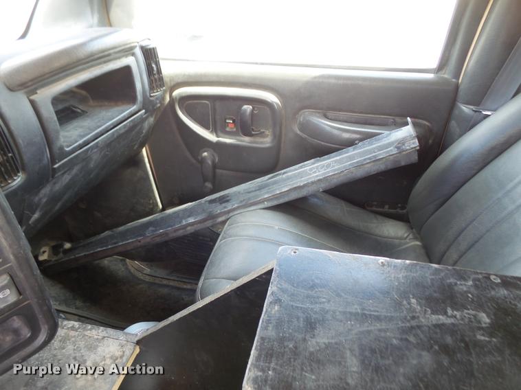 image for item DA1558 2009 Chevrolet C4500 crew cab utility truck