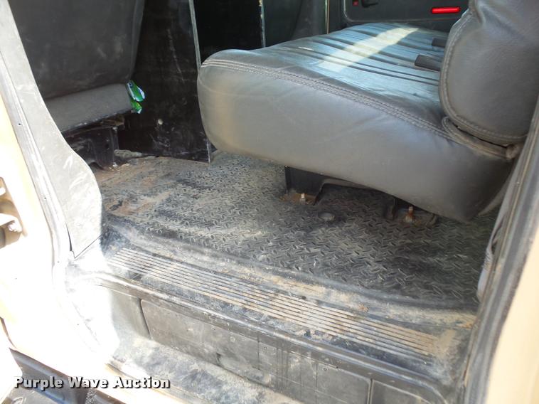 image for item DA1558 2009 Chevrolet C4500 crew cab utility truck