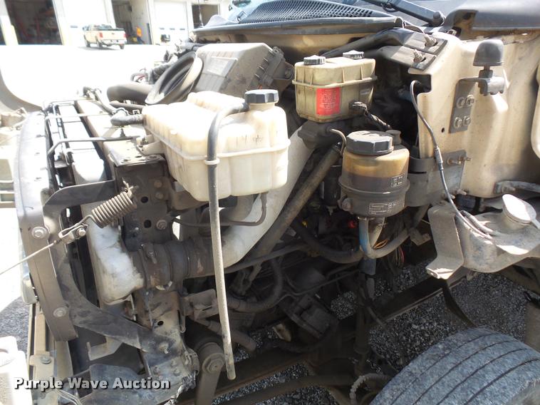 image for item DA1558 2009 Chevrolet C4500 crew cab utility truck