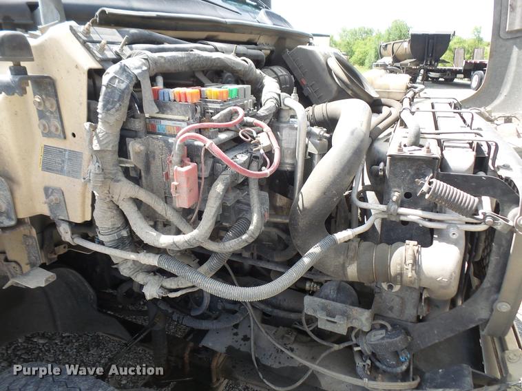 image for item DA1558 2009 Chevrolet C4500 crew cab utility truck