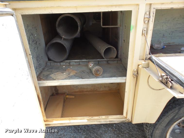 image for item DA1558 2009 Chevrolet C4500 crew cab utility truck