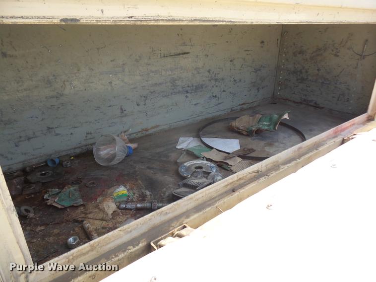 image for item DA1558 2009 Chevrolet C4500 crew cab utility truck