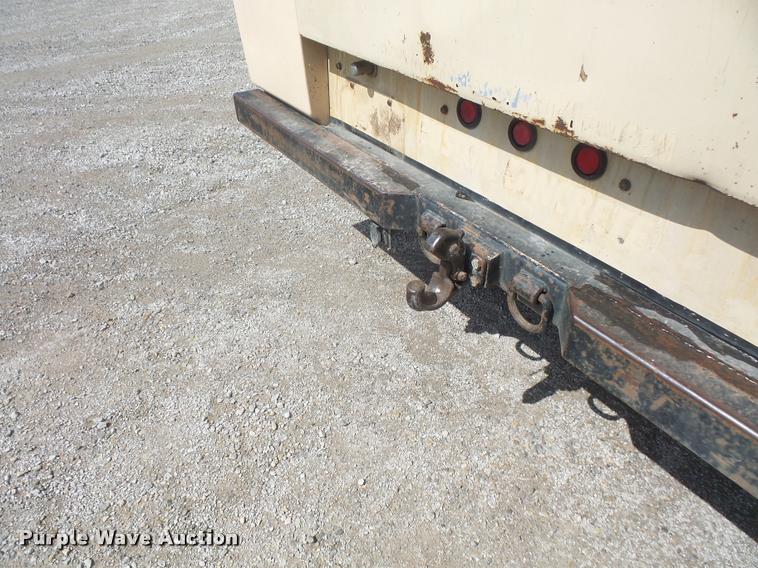 image for item DA1558 2009 Chevrolet C4500 crew cab utility truck