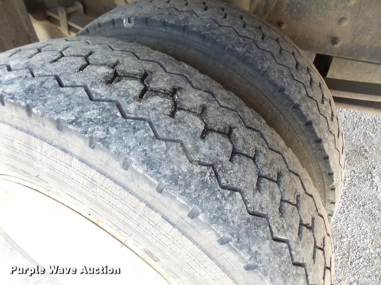 image for item DA1558 2009 Chevrolet C4500 crew cab utility truck