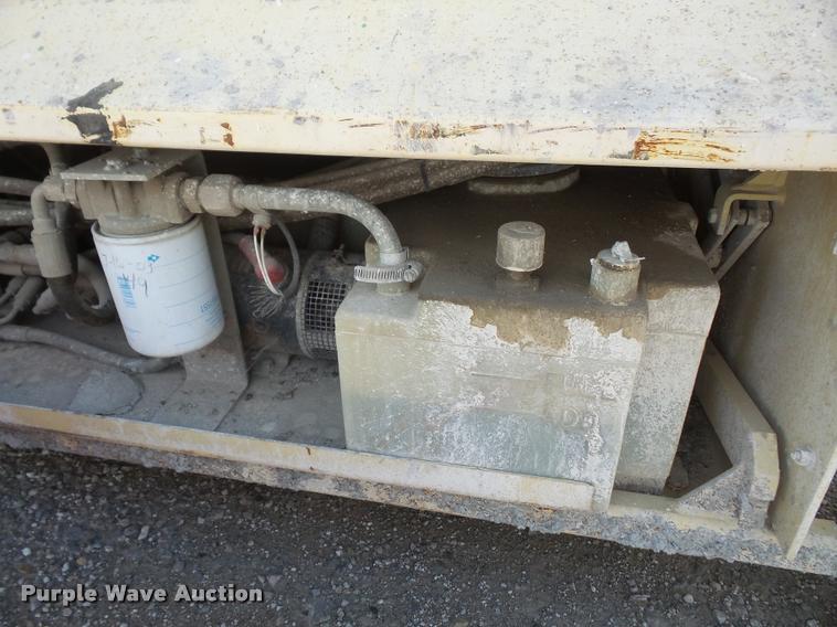 image for item DA1560 1998 JLG 2646E scissor lift