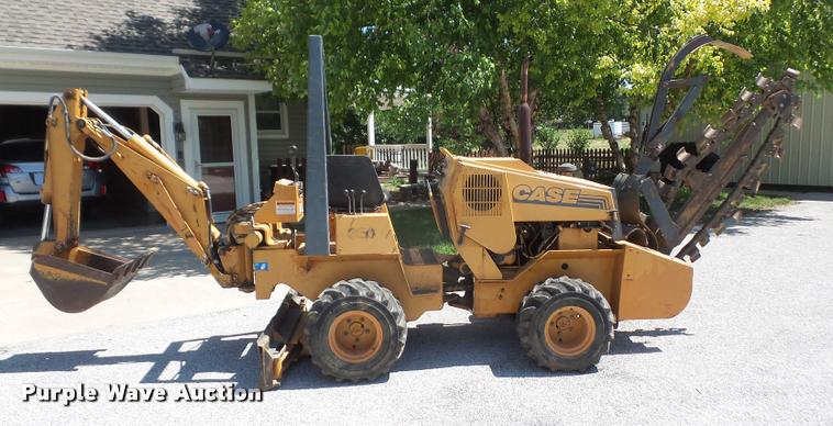 image for item DA1562 1999 Case 360 trencher