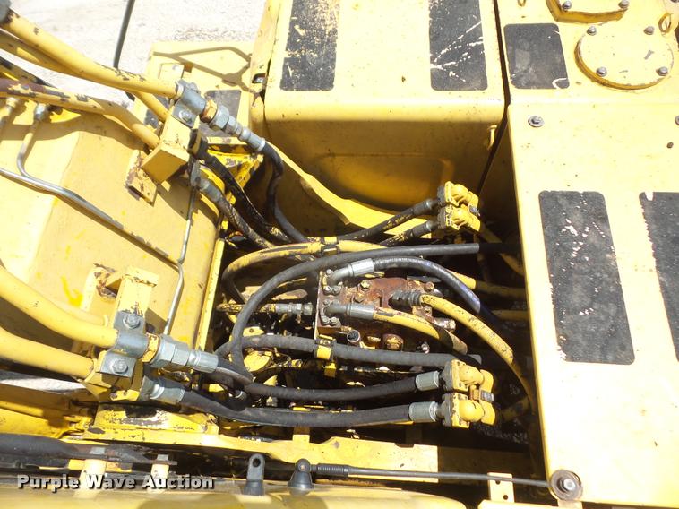 image for item DA1565 1997 Komatsu PC200LC-6LE excavator
