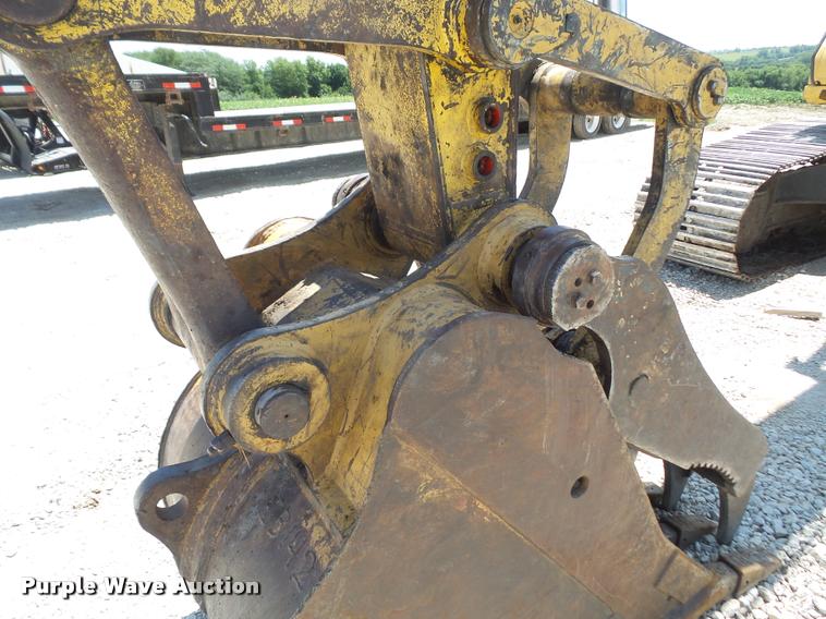 image for item DA1565 1997 Komatsu PC200LC-6LE excavator