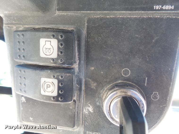 image for item DA1569 2005 Caterpillar 236B skid steer