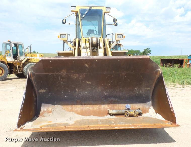 image for item DA1570 Kawasaki 80Z III wheel loader