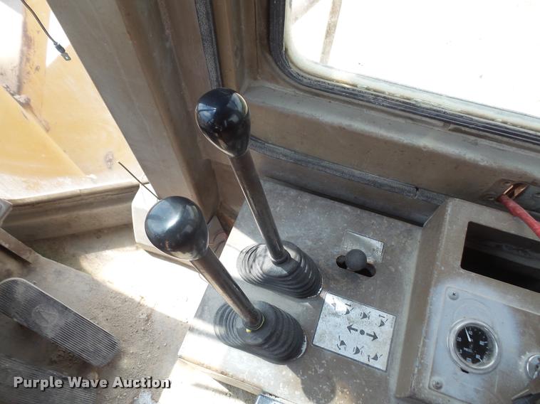 image for item DA1570 Kawasaki 80Z III wheel loader