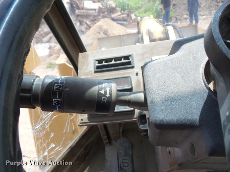 image for item DA1570 Kawasaki 80Z III wheel loader