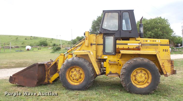 image for item DA1574 Owatonna 880 wheel loader