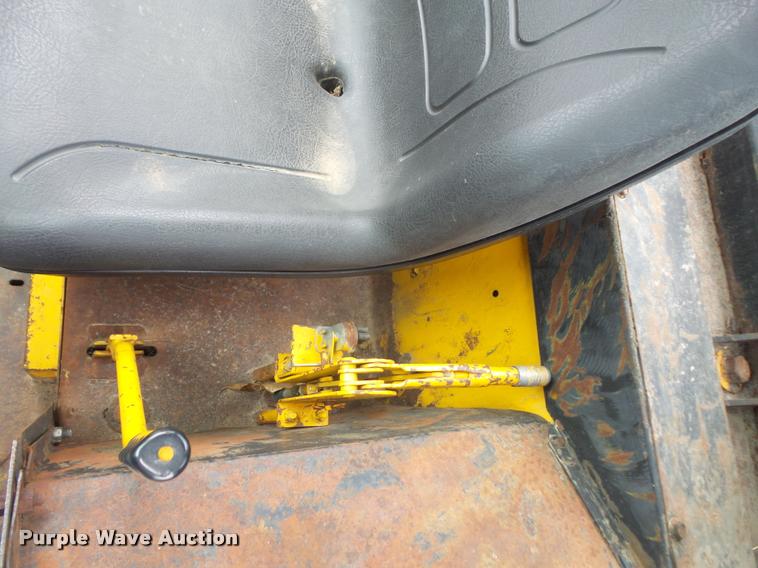 image for item DA1574 Owatonna 880 wheel loader