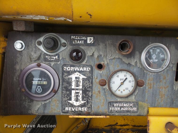 image for item DA1574 Owatonna 880 wheel loader