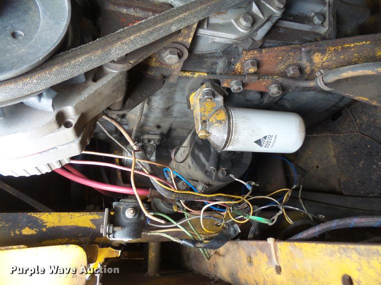 image for item DA1574 Owatonna 880 wheel loader