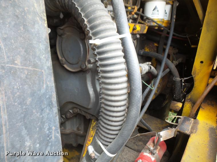 image for item DA1574 Owatonna 880 wheel loader