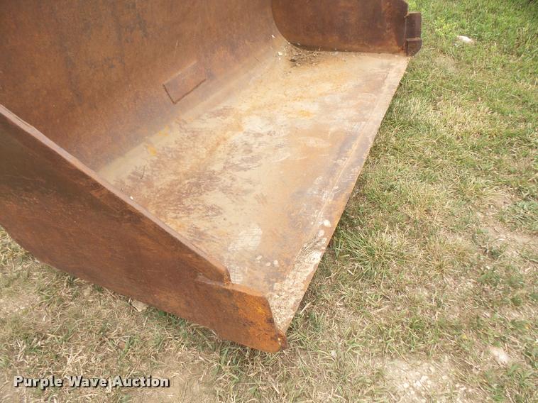 image for item DA1574 Owatonna 880 wheel loader