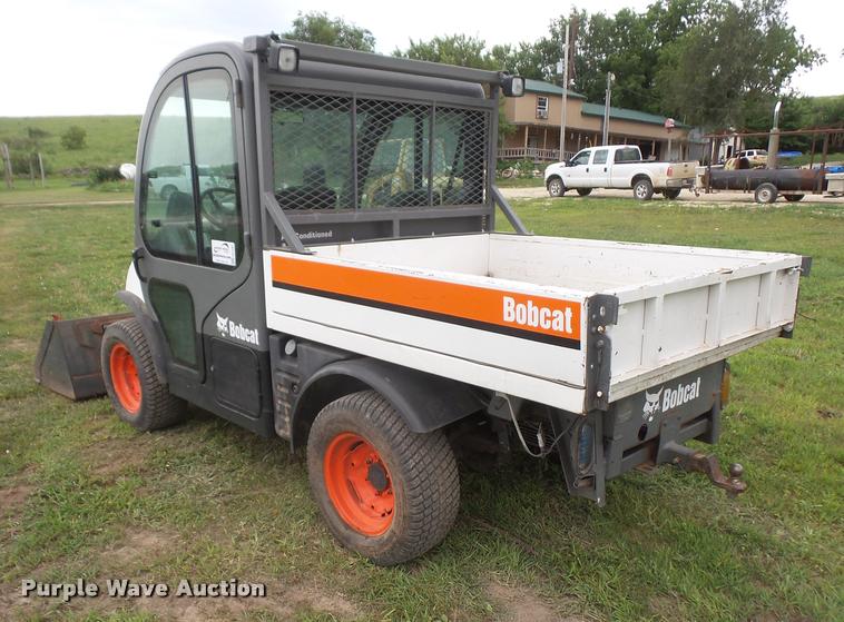 image for item DA1582 2002 Bobcat Toolcat 5600 utility work machine