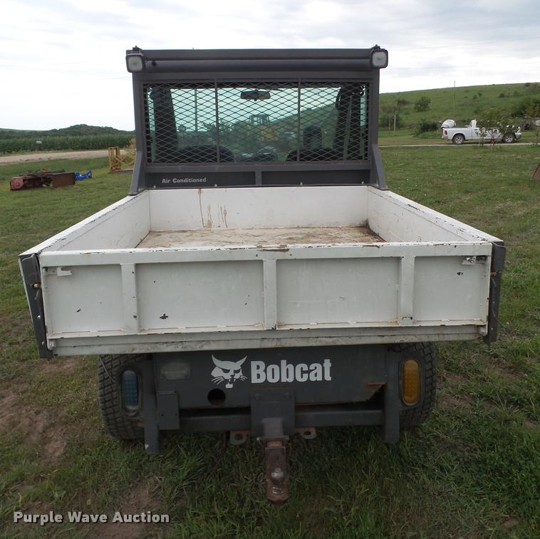image for item DA1582 2002 Bobcat Toolcat 5600 utility work machine