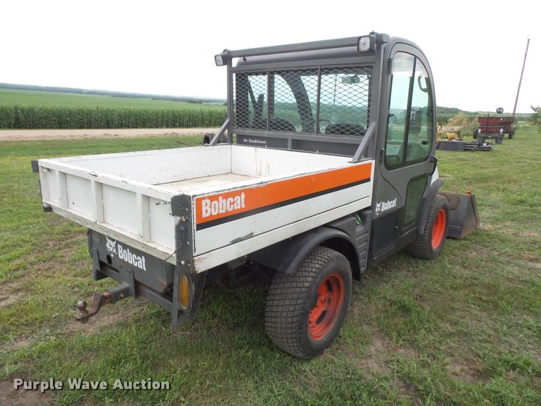 image for item DA1582 2002 Bobcat Toolcat 5600 utility work machine
