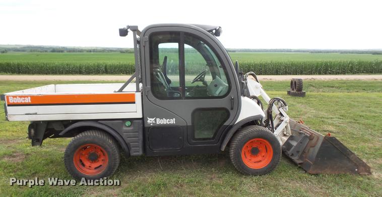 image for item DA1582 2002 Bobcat Toolcat 5600 utility work machine