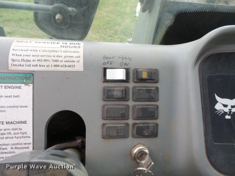 image for item DA1582 2002 Bobcat Toolcat 5600 utility work machine