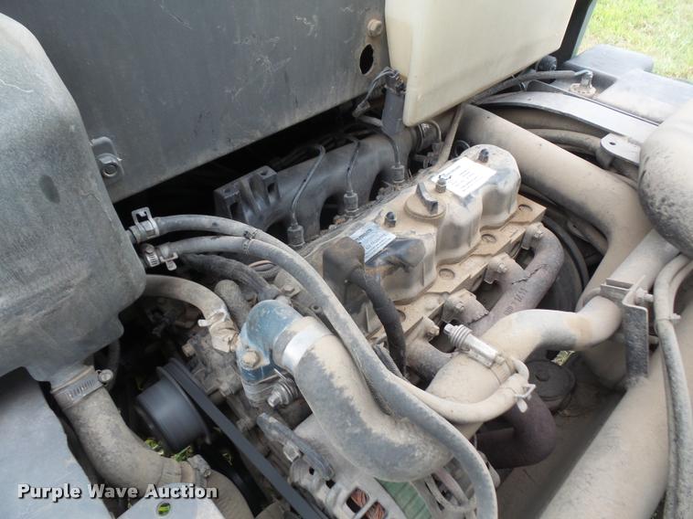 image for item DA1582 2002 Bobcat Toolcat 5600 utility work machine