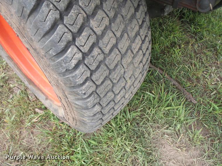 image for item DA1582 2002 Bobcat Toolcat 5600 utility work machine