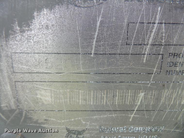 image for item DA1582 2002 Bobcat Toolcat 5600 utility work machine