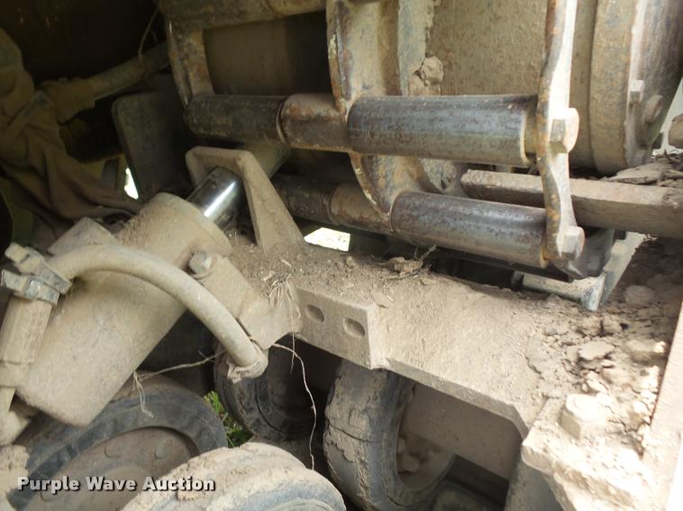 image for item DA1584 1984 ASV Posi-Track MD2800 skid steer