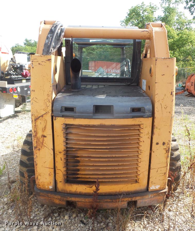 image for item DA1618 2002 Case 85XT skid steer