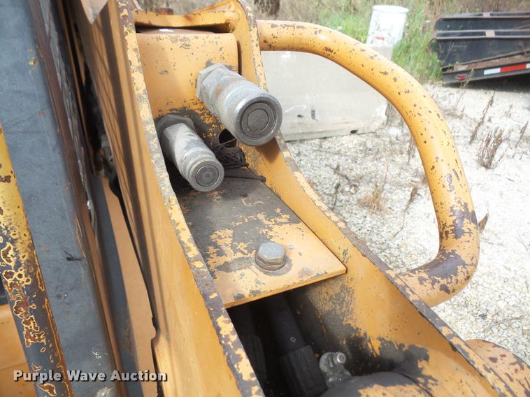 image for item DA1618 2002 Case 85XT skid steer