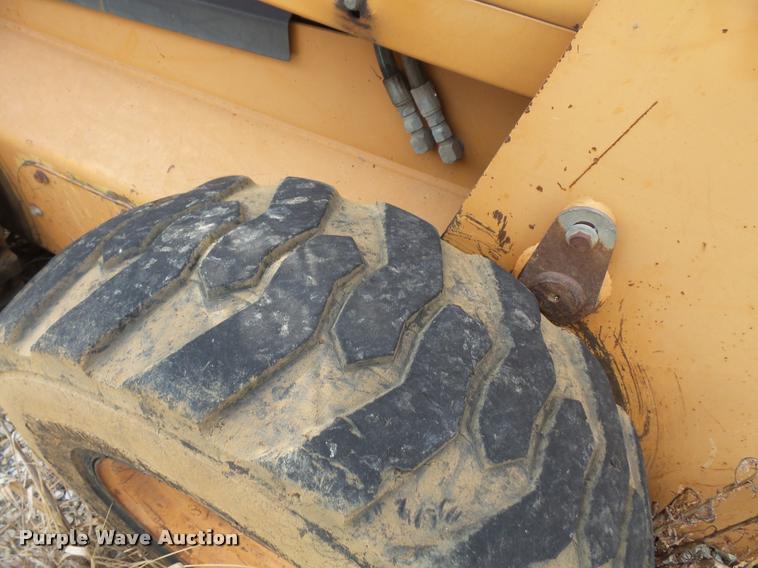 image for item DA1618 2002 Case 85XT skid steer