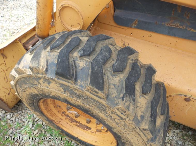 image for item DA1618 2002 Case 85XT skid steer