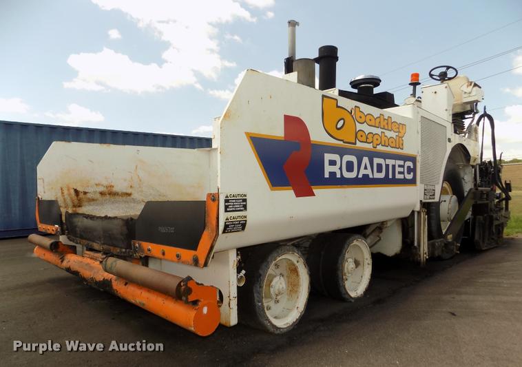 image for item DA3035 2005 Roadtec RP-190 paver
