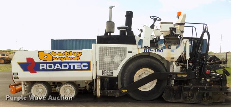 image for item DA3035 2005 Roadtec RP-190 paver