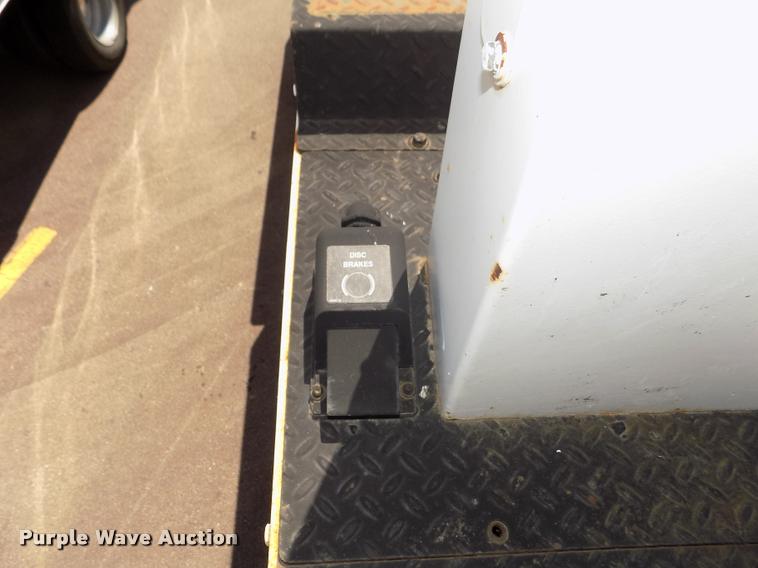 image for item DA3035 2005 Roadtec RP-190 paver