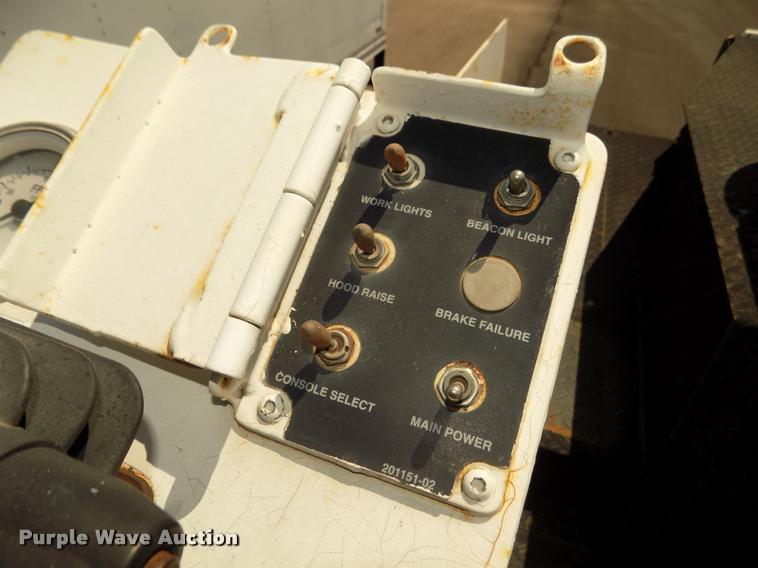 image for item DA3035 2005 Roadtec RP-190 paver