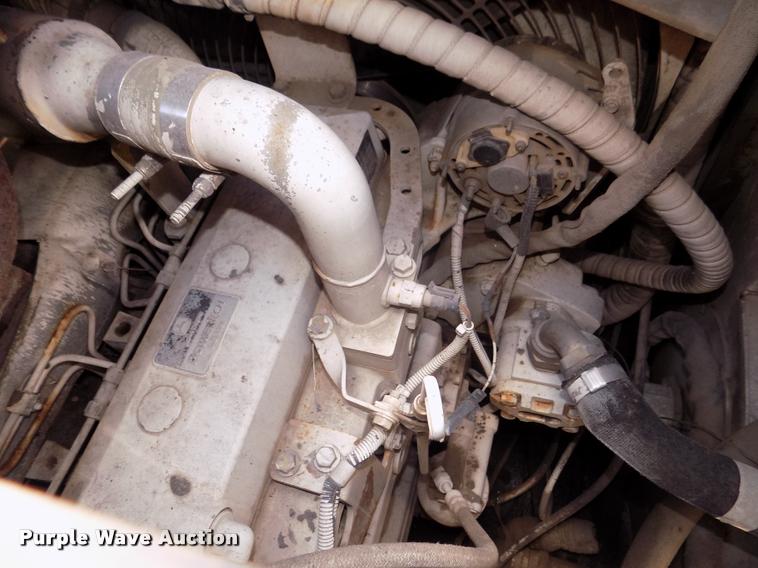 image for item DA3035 2005 Roadtec RP-190 paver