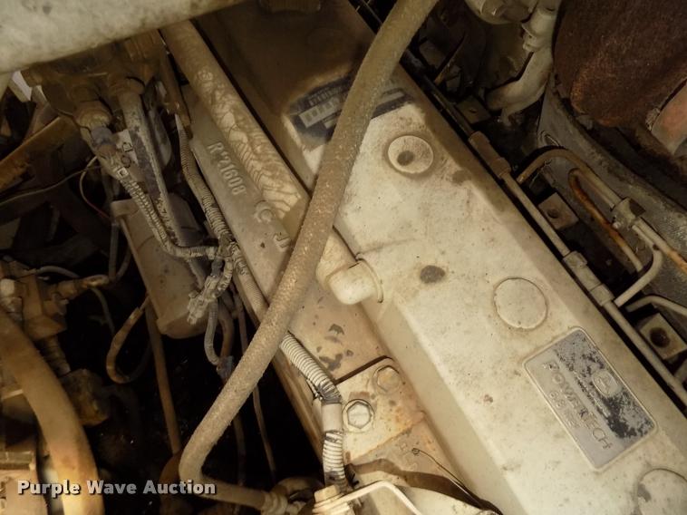 image for item DA3035 2005 Roadtec RP-190 paver