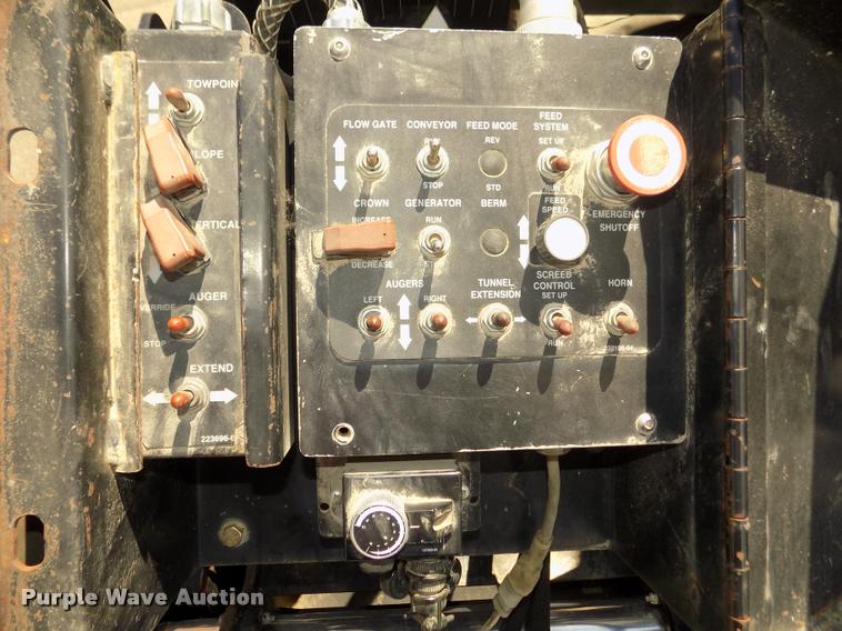 image for item DA3035 2005 Roadtec RP-190 paver