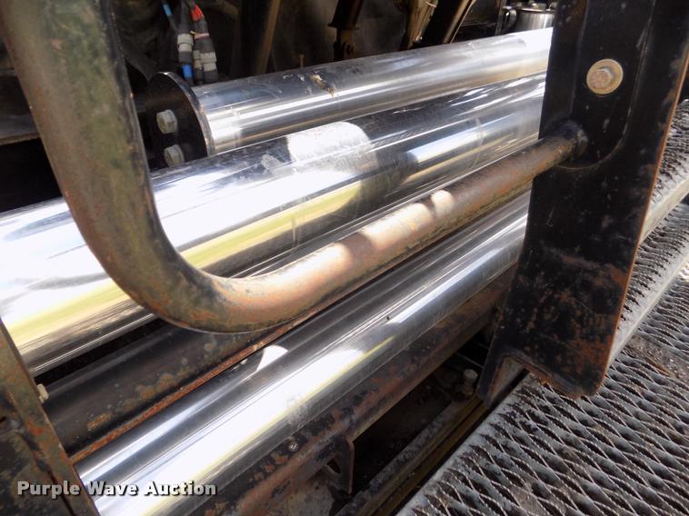 image for item DA3035 2005 Roadtec RP-190 paver